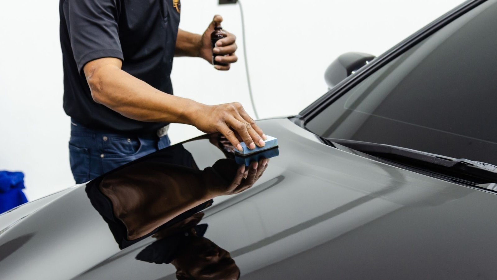 Detailing garage ceramic coating service